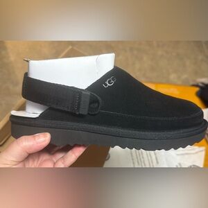 UGG Black Goldenstar Clog - Girls' Slip-On size 5 or ladies 6.5